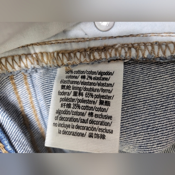 💕Pink‎ Victoria’s Secret high waist Distressed Denim shorts Womens Size 4 New - Picture 3 of 5